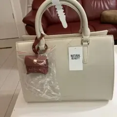 新品　NATURAL BEAUTY ベージュ ハンドバッグ