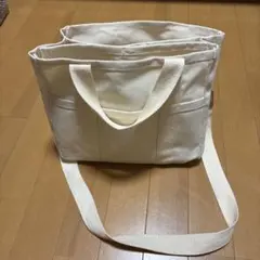 【最終価格】クリーム色キャンバスショルダーバッグ