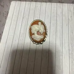 カメオ ブローチ