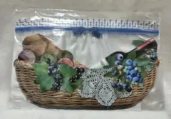 Item thumbnail for item 04e75270-8c1f-48ae-b0c7-5621a7fe2325