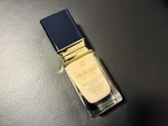 未使用に近い✨クレ・ド・ボーテ タンフリュイドエクラ ナチュレル オークル00のサムネイル