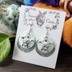 ホヌ❀Shinyプレートフープピアス ライトブルー ハンドメイド No.1858