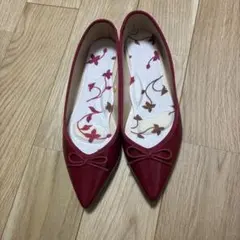 【新品未使用】赤　レッド　ポインテッドトゥ フラットシューズ バレエシューズM