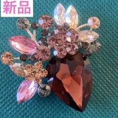 新品未使用　フラワーデザイン アンティーク調シックなピンク系クリスタルブローチ