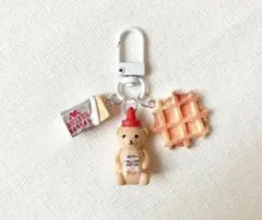 ☆再販☆ くまさんソース オリジナル じゃらじゃらキーホルダー ホワイト