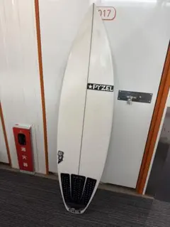 良品　PYZEL HIGH LINE サーフボード 5'9のサムネイル