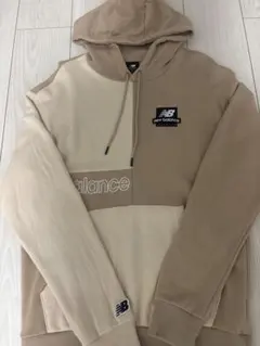 new balance ベージュ パーカーとパンツ セット