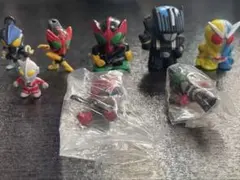 仮面ライダーシリーズとウルトラマンのフィギュア8体