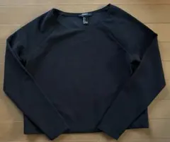 【Forever21】ブラック　トップスのサムネイル