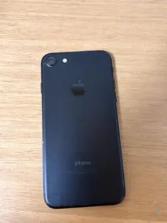 Apple iPhone 7 ブラック 本体