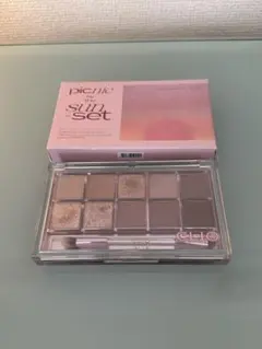 CLIO PALETTE 13 PICNIC BY THE SUNSETのサムネイル