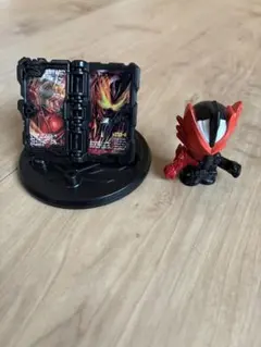 仮面ライダー セイバー　フィギュア　セット