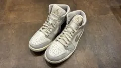 WMNS AIR JORDAN 1 MID SE