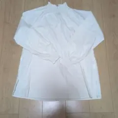 フリル付きホワイトシャツ 長袖　StudioCLIP