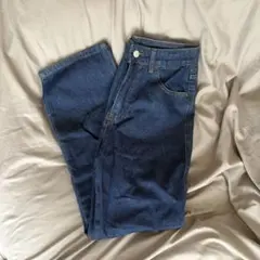 ダークブルー ストレートレッグデニム ジーンズ