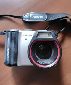 FUJIFILM FinePix デジタルカメラ 本体　工事現場用カメラのサムネイル