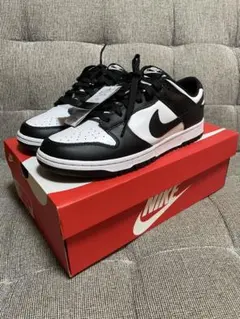 NIKE スニーカー