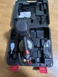 MAXコンプレッサー AK-HL1270E2 + マックス(MAX) 高圧エア釘打ち機 HN-50N3 MAXコンプレッサー + MAX高圧エア釘打ち機 HN-50N3 - メルカリ