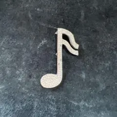 undercoverラインストーン音符ピンバッジ