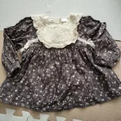 バースデイ　テータテート　 花柄シャツ フリルチュニック　長袖シャツ