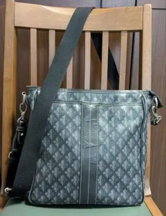 パトリック・コックス メンズショルダーバッグ 紺