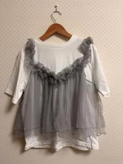 フリル付き重ね着風Tシャツ ホワイト/グレー