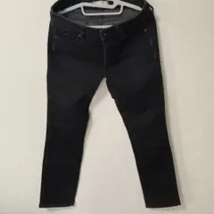UNIQLO 黒デニム