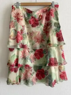 YUKITORII ユキトリイインターナショナル フリルスカート　大きいサイズのサムネイル