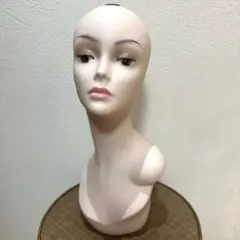 【即決残りわずか⋯】まつ毛付き女性マネキンヘッド　肌色トルソー　ディスプレイ
