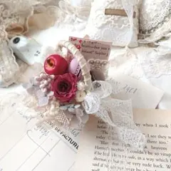 小ちゃなフラワーバスケット♡プリザーブドフラワーとレース　薔薇と紫陽花　プチプレ