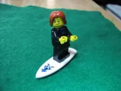 レゴ-LEGO★フィグ★ロン毛★サーファー★サーフボード付★波乗り★新品★送料無