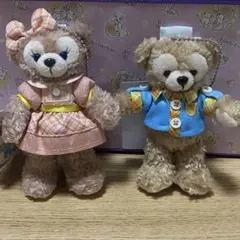 ダッフィー　シェリーメイ　ぬいぐるみバッジ　ディズニー　ウェアスマイルズグロウ