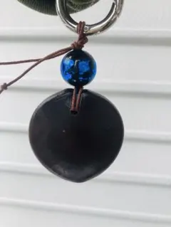 【残4つ】3年で30kg痩せた豆　お守りチャーム　前向きな変化を呼ぶ開運の豆