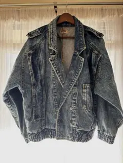 Item thumbnail for item 8defc893-f65f-45f8-b0c4-949fc38a9e88