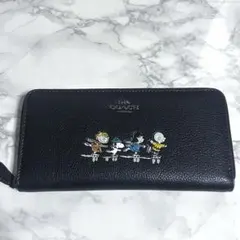 【値下げ済】COACH スヌーピー スキー 刺繍 長財布 ブラック