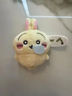 ちいかわ　うさぎだらけくじ　E賞　ぬいぐるみバッジ　ぐ〜