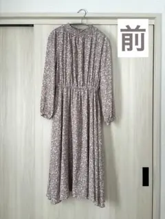 小花柄ワンピース