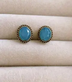 ♥️両耳ピアス ターコイズ風 ブルー ゴールド アンティーク レトロ