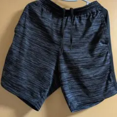 Under Armour HeatGear LG ブラック系ショートパンツ