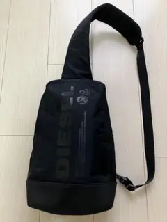 DIESEL ディーゼル ボディバッグ 斜め掛け ショルダー ブラックのサムネイル