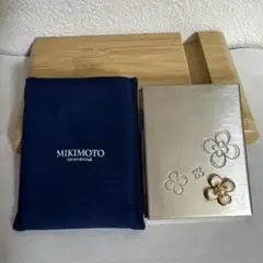 ☆MIKIMOTO☆ベビーパール付きミラー 保存袋付き☆大セールは今週末まで☆のサムネイル