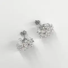Sunny Clouds 氷の粒の耳飾り
