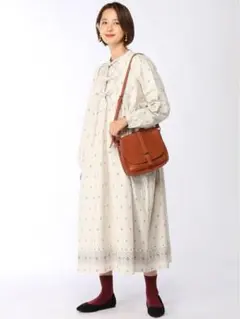 Item thumbnail for item 74b41d65-cf37-478d-a3d2-4bdb2dde3fcf