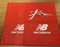 ニューバランス new balance　不織布　ギフト袋と靴紐リボン　2枚セットのサムネイル