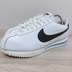 美品 ナイキ nike w cortez コルテッツ 白黒青 24