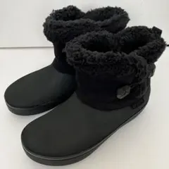 crocs 黒 ボア付きショートブーツ W6(22cm〜22.5cm)のサムネイル