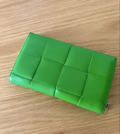 BOTTEGA VENETA カセット ジップアラウンドウォレット　長財布