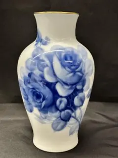【USED】大倉陶園　OKURA 27.5cm ローズブルー　花瓶　花器のサムネイル