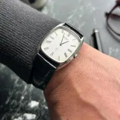 70s Vintage Seiko Chariot シャリオ トノー タンク - メルカリ