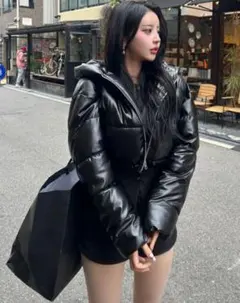 SUREVE 黒いレザー風フード付きジャンパー y2k